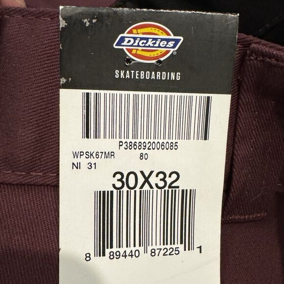 Dickies Skateboarding Regular Fit Pants Men's  30x32  Maroon Twill New W/ Tags - Picture 6 of 11